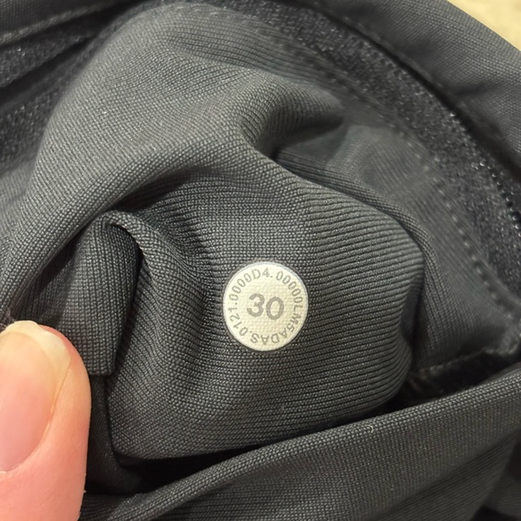 lululemon athletica Men's ABC Classic Fit 5 Pocket Pant Warpstreme Size 30 - Picture 5 of 5